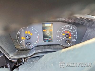 Zdjęcie 9 z 14 samochodu: 2023 TOYOTA COROLLA CROSS LE VIN:7MUCAAAG4PV070593 - miniatura