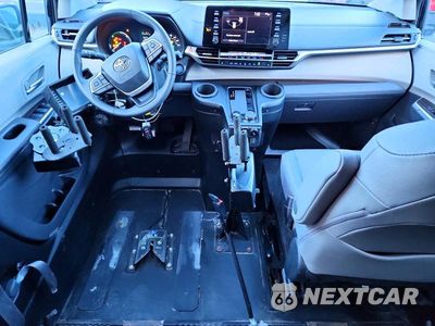 Zdjęcie 8 z 13 samochodu: 2024 TOYOTA SIENNA XLE VIN:5TDYRKEC5RS188659 - miniatura
