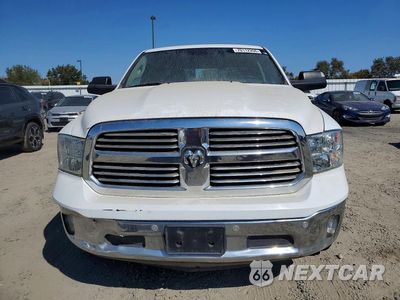 Piąte zdjęcie samochodu w środku: 2016 RAM 1500 SLT VIN:1C6RR7LM6GS304296 - miniatura