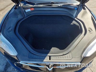 Zdjęcie 11 z 12 samochodu: 2015 TESLA MODEL S 70D VIN:5YJSA1S26FF084295 - miniatura