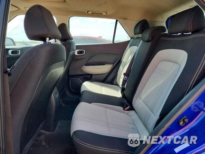 Zdjęcie 10 z 12 samochodu: 2023 HYUNDAI VENUE SEL VIN:KMHRC8A38PU224010 - miniatura