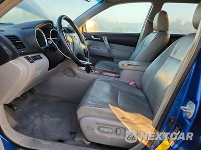 Zdjęcie 7 z 12 samochodu: 2008 TOYOTA HIGHLANDER LIMITED VIN:JTEES42A782021310 - miniatura