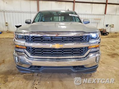 Piąte zdjęcie samochodu w środku: 2017 CHEVROLET SILVERADO K1500 LT VIN:3GCUKREC0HG236111 - miniatura