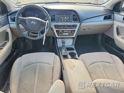 Zdjęcie 8 z 13 samochodu: 2016 HYUNDAI SONATA SE VIN:5NPE24AF8GH282640 - miniatura
