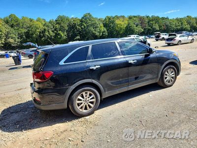 Trzecie zdjęcie samochodu z tyłu: 2019 KIA SORENTO L VIN:5XYPG4A39KG584809 - miniatura