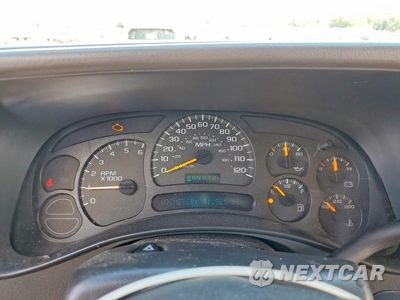 Zdjęcie 9 z 14 samochodu: 2003 CHEVROLET SUBURBAN C1500 VIN:3GNEC16Z03G100437 - miniatura