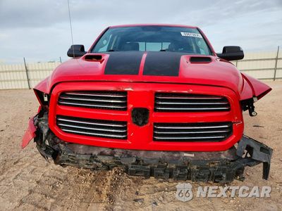 Piąte zdjęcie samochodu w środku: 2016 RAM 1500 SPORT VIN:1C6RR7MT1GS215287 - miniatura
