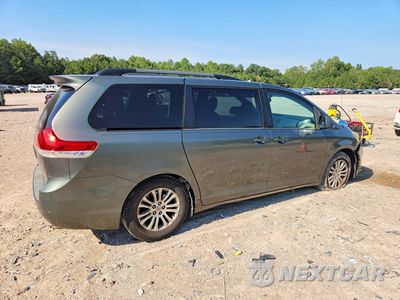 Trzecie zdjęcie samochodu z tyłu: 2012 TOYOTA SIENNA XLE 8-PASSENGER VIN:5TDYK3DC3CS266391 - miniatura