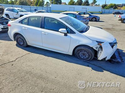 Czwarte zdjęcie samochodu z boku: 2021 TOYOTA COROLLA LE VIN:JTDEPMAE5MJ168591 - miniatura
