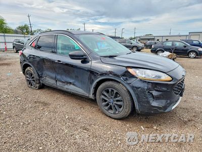 Czwarte zdjęcie samochodu z boku: 2022 FORD ESCAPE SE VIN:1FMCU0G6XNUA02619 - miniatura
