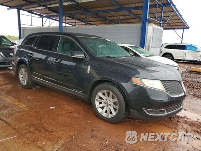 Czwarte zdjęcie samochodu z boku: 2014 LINCOLN MKT VIN:2LMHJ5NK6EBL53209 - miniatura