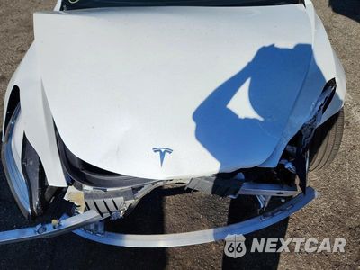 Zdjęcie 11 z 13 samochodu: 2019 TESLA MODEL 3 VIN:5YJ3E1EB3KF511222 - miniatura