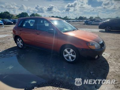 Czwarte zdjęcie samochodu z boku: 2008 KIA SPECTRA SPECTRA5 SX VIN:KNAFE161485012553 - miniatura