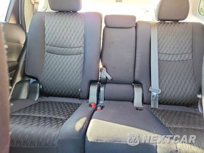 Zdjęcie 10 z 13 samochodu: 2019 NISSAN ROGUE SV VIN:5N1AT2MT8KC765577 - miniatura