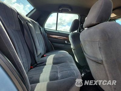 Zdjęcie 10 z 12 samochodu: 2007 MERCURY GRAND MARQUIS GS VIN:2MEFM74V67X623923 - miniatura