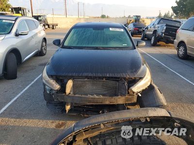 Piąte zdjęcie samochodu w środku: 2019 HYUNDAI ELANTRA GT BASE VIN:KMHH35LE8KU099396 - miniatura