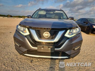 Piąte zdjęcie samochodu w środku: 2018 NISSAN ROGUE SL VIN:JN8AT2MT2JW453440 - miniatura