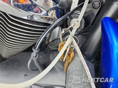 Zdjęcie 8 z 10 samochodu: 2007 KAWASAKI VN900 C VIN:JKAVN2C137A005733 - miniatura