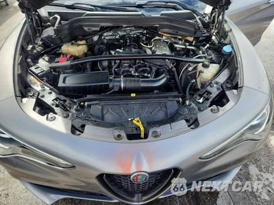 Zdjęcie 12 z 13 samochodu: 2019 ALFA ROMEO STELVIO VIN:ZASPAJAN6K7C41588 - miniatura