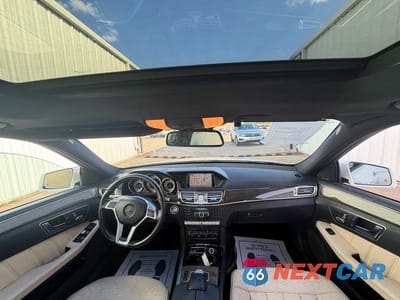 Zdjęcie 9 z 14 samochodu: 2014 MERCEDES-BENZ E 350 VIN:WDDHF5KB3EA834977 - miniatura