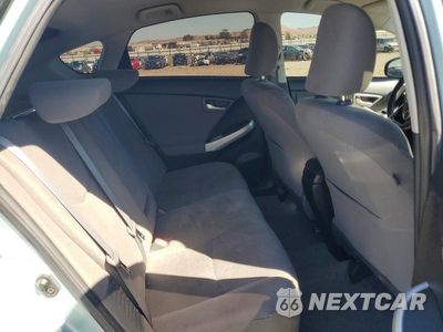 Zdjęcie 10 z 12 samochodu: 2015 TOYOTA PRIUS THREE VIN:JTDKN3DU1F1950413 - miniatura