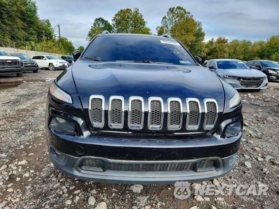 Piąte zdjęcie samochodu w środku: 2014 JEEP CHEROKEE LATITUDE VIN:1C4PJMCS2EW152513 - miniatura