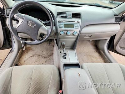 Zdjęcie 8 z 13 samochodu: 2009 TOYOTA CAMRY LE VIN:4T1BE46K59U272913 - miniatura