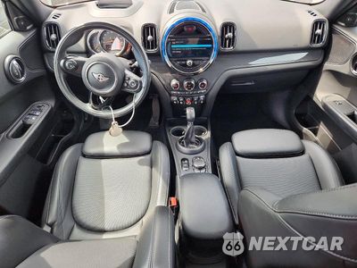Zdjęcie 8 z 13 samochodu: 2018 MINI COOPER COUNTRYMAN ALL4 VIN:WMZYV5C31J3E04807 - miniatura