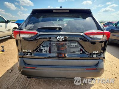 Zdjęcie 6 z 12 samochodu: 2021 TOYOTA RAV4 XLE VIN:2T3W1RFVXMW160760 - miniatura