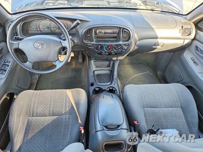 Zdjęcie 8 z 12 samochodu: 2004 TOYOTA TUNDRA SR5 VIN:5TBDT44134S442799 - miniatura