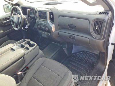 Zdjęcie 8 z 12 samochodu: 2021 CHEVROLET SILVERADO C1500 VIN:3GCNWAEF4MG382784 - miniatura