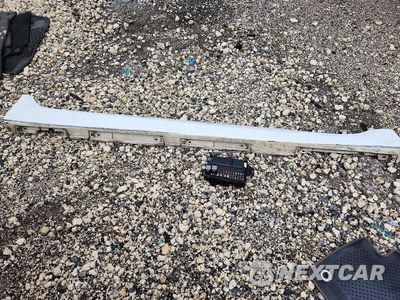 Zdjęcie 12 z 13 samochodu: 2013 LEXUS LS 460 VIN:JTHCL5EF5D5016684 - miniatura