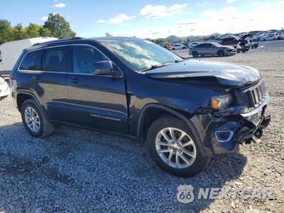 Czwarte zdjęcie samochodu z boku: 2015 JEEP GRAND CHEROKEE LAREDO VIN:1C4RJFAG0FC237887 - miniatura