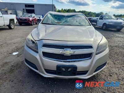 Piąte zdjęcie samochodu w środku: 2013 CHEVROLET MALIBU LS VIN:1G11B5SA6DF188990 - miniatura