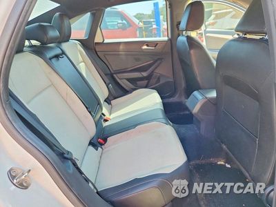 Zdjęcie 10 z 12 samochodu: 2019 VOLKSWAGEN JETTA S VIN:3VWC57BU6KM198619 - miniatura