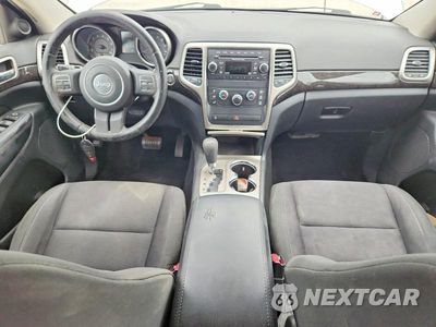 Zdjęcie 8 z 13 samochodu: 2012 JEEP GRAND CHEROKEE LAREDO VIN:1C4RJEAG0CC234977 - miniatura