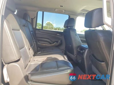 Zdjęcie 10 z 13 samochodu: 2019 CHEVROLET SUBURBAN C1500 LT VIN:1GNSCHKC6KR201509 - miniatura