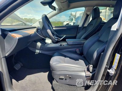 Zdjęcie 7 z 12 samochodu: 2025 TESLA MODEL Y VIN:7SAYGDED7SF317508 - miniatura