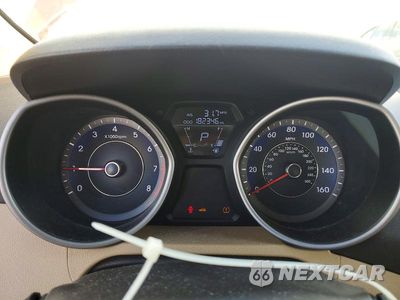 Zdjęcie 9 z 12 samochodu: 2012 HYUNDAI ELANTRA GLS VIN:KMHDH4AE9CU439427 - miniatura