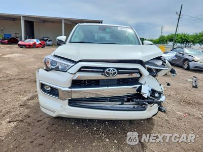 Piąte zdjęcie samochodu w środku: 2023 TOYOTA 4RUNNER LIMITED VIN:JTEKU5JR5P6181378 - miniatura