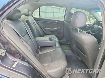 Zdjęcie 10 z 12 samochodu: 2006 HONDA ACCORD EX VIN:1HGCM665X6A032952 - miniatura