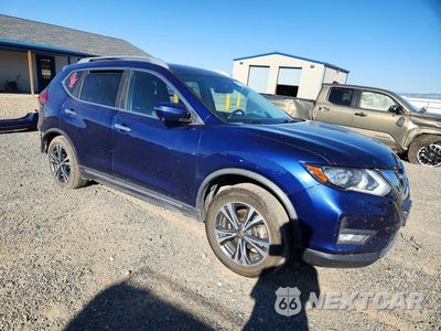 Czwarte zdjęcie samochodu z boku: 2017 NISSAN ROGUE SL VIN:JN8AT2MV3HW005459 - miniatura
