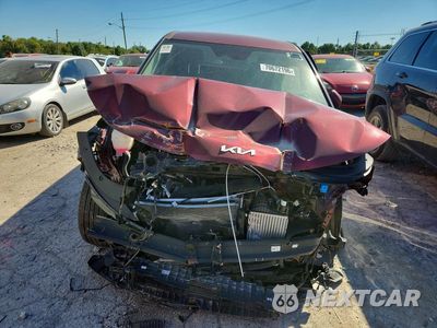Piąte zdjęcie samochodu w środku: 2026 KIA CARNIVAL LXS VIN:KNDNB5KA4T6131159 - miniatura