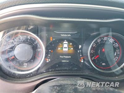 Zdjęcie 9 z 13 samochodu: 2019 DODGE CHALLENGER SXT VIN:2C3CDZAG6KH674156 - miniatura