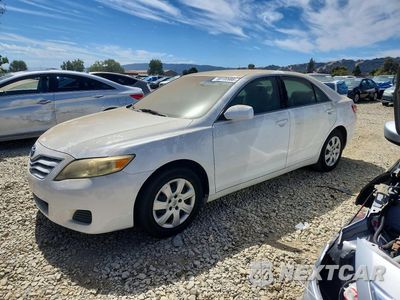 2010 TOYOTA CAMRY LE 4T1BF3EKXAU550282 - główne zdjęcie licytacji z USA - miniatura