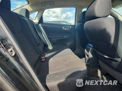 Zdjęcie 10 z 12 samochodu: 2014 NISSAN SENTRA S VIN:3N1AB7AP1EL692172 - miniatura