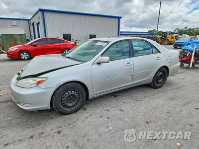 2002 TOYOTA CAMRY XLE 4T1BE30K22U077912 - główne zdjęcie licytacji z USA - miniatura