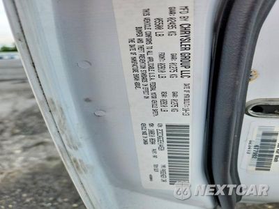Zdjęcie 12 z 12 samochodu: 2014 CHRYSLER 300 S VIN:2C3CCAGG3EH144520 - miniatura