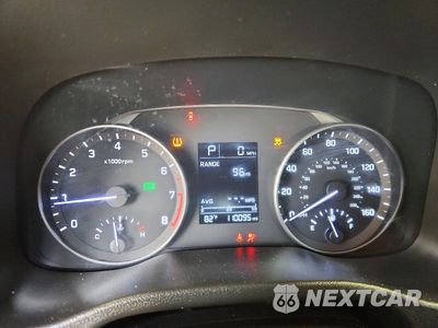 Zdjęcie 9 z 12 samochodu: 2017 HYUNDAI ELANTRA SE VIN:5NPD84LFXHH138712 - miniatura