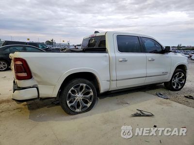 Trzecie zdjęcie samochodu z tyłu: 2020 RAM 1500 LIMITED VIN:1C6SRFHT8LN301145 - miniatura